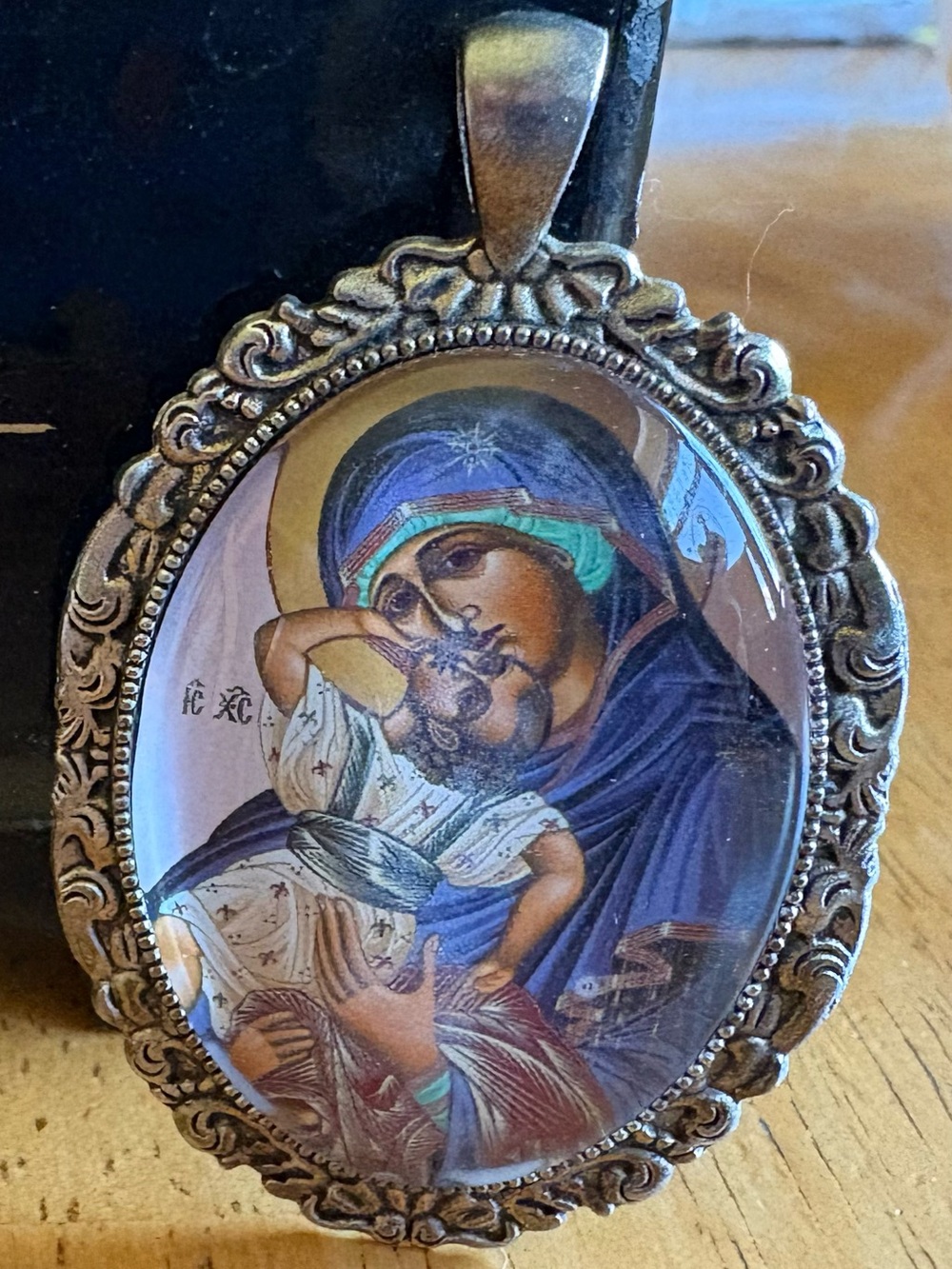 Vintage-Style Virgin Mary Catholic Religious Oval Pendant in Silver Tone - Blue